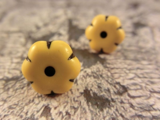 Preview: Blumen Ohrstecker Blüte Flower Perle Aster Gerbera